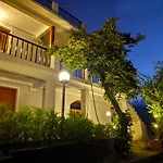 Enchanted Hills Farmstay