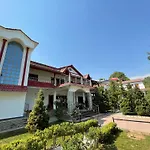 Shri Shail Inn Mukteshwar