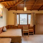 Dream Cottage 3 Pet-Friendly 2Br W Mountain View