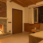 Dream Cottage 3 Pet-Friendly 2Br W Mountain View
