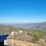 Sky Touch Cottage & Stays