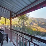 Nature\'S Vibe Stays Mukteshwar - A 4Bhk Plum Orchard Villa