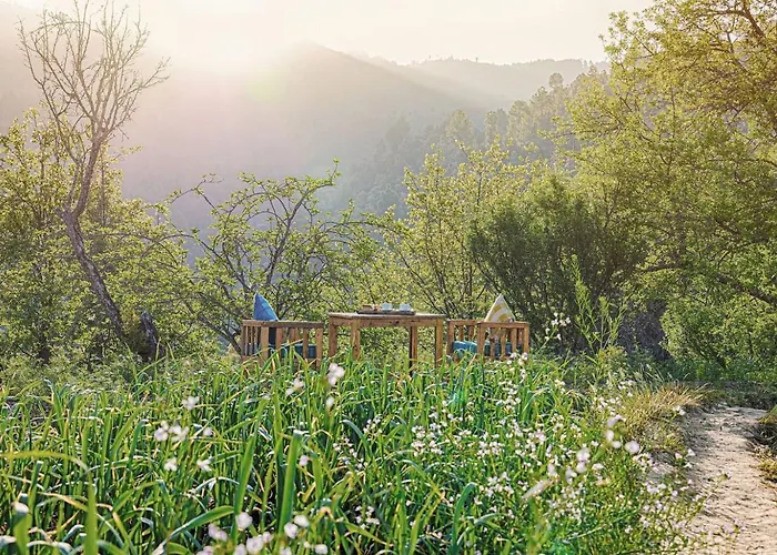 Saffronstays El Sueno, Mukteshwar -Villa Serving Pahadi Meals
