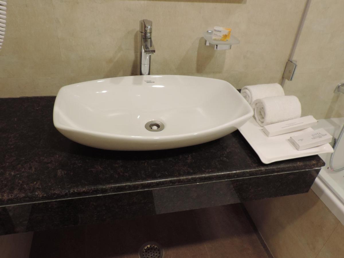 Justa Retreat & Resort 5*