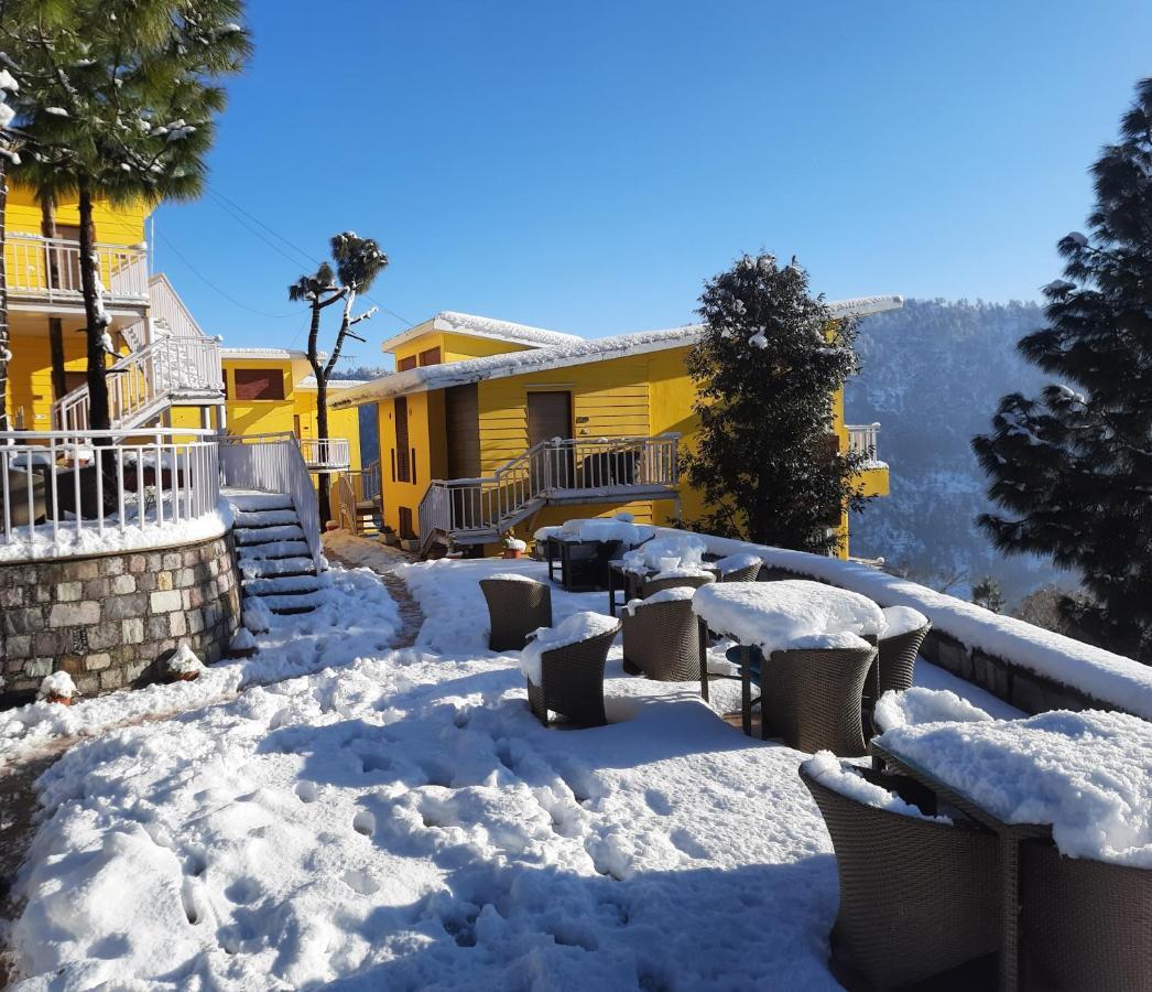 Resort Justa Retreat & Mukteshwar