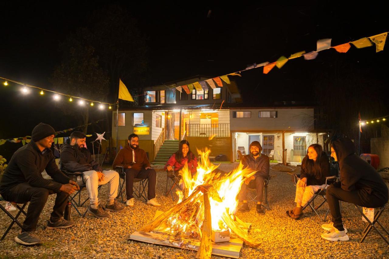 Hostel Lushtree Backpackers - & Cafe Mukteshwar