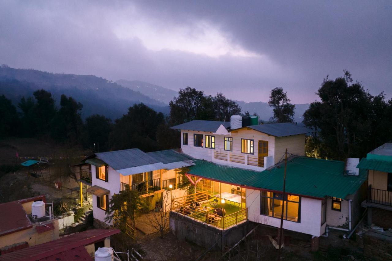 Lushtree Backpackers - & Cafe *
