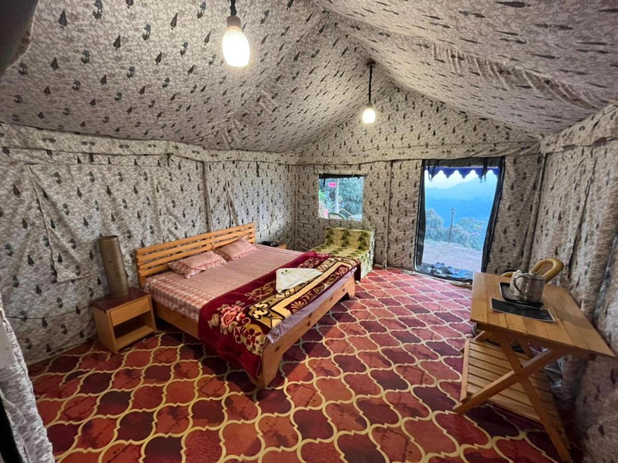 Luxury tent Whistling Woods Camps And *