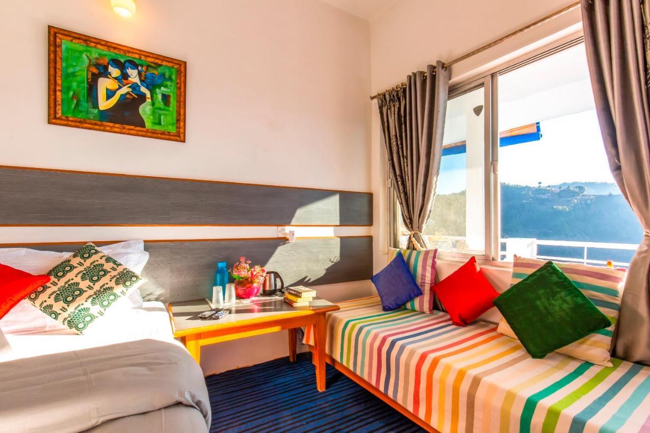 Hostel Zostel *