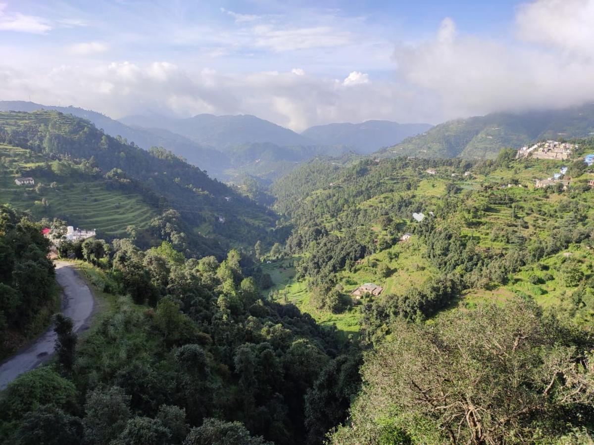 The Plum Homestay Mukteshwar