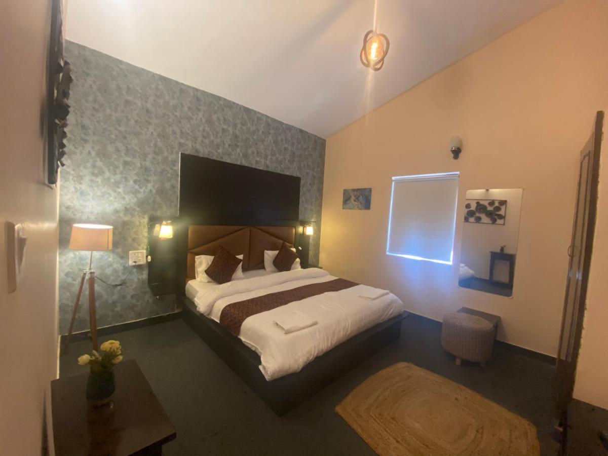 Hotel Wincliff Orchard Mukteshwar