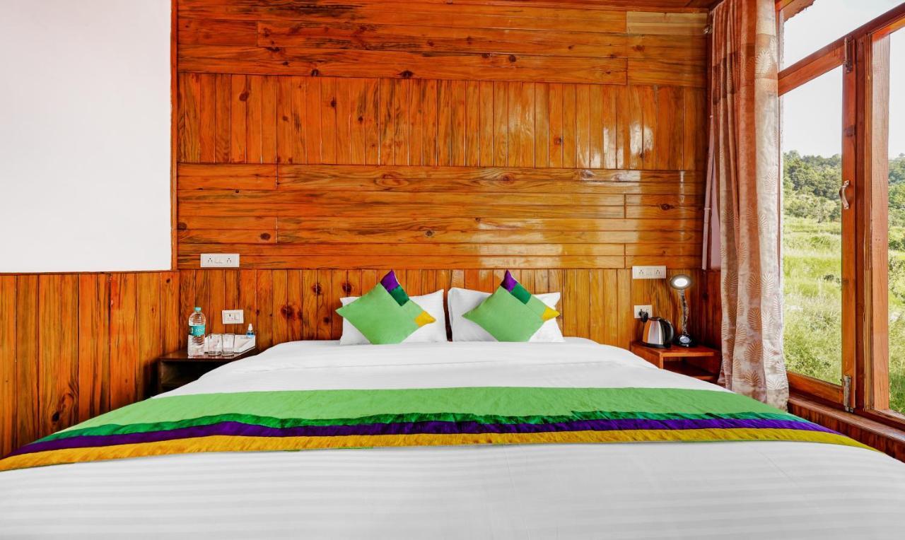 Hotel Treebo Om With Mountain View 3*