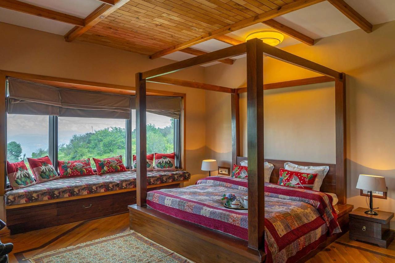 Stayvista At Scenic Solitude Villa Mukteshwar