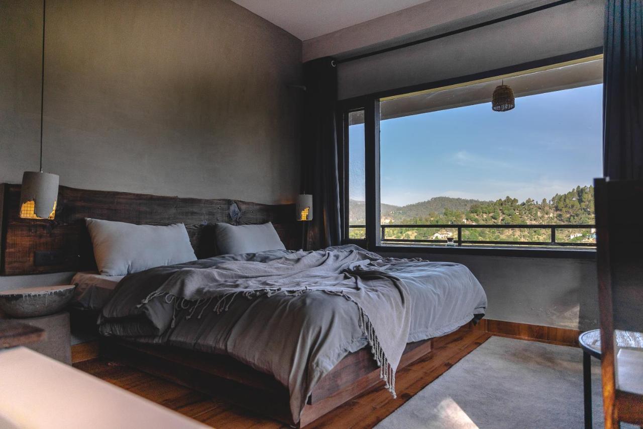 Ecstasy By Thhpsociety Bathtub Guest house *
