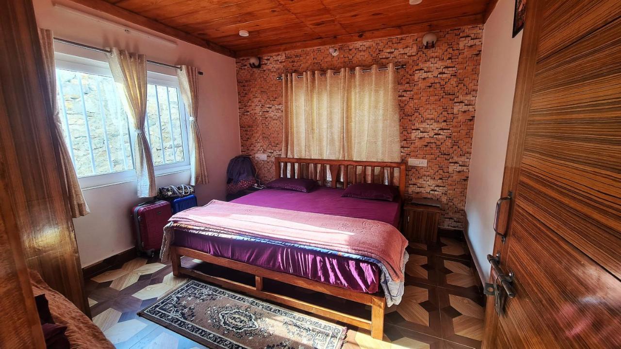 Homestay Infinity Hill Village