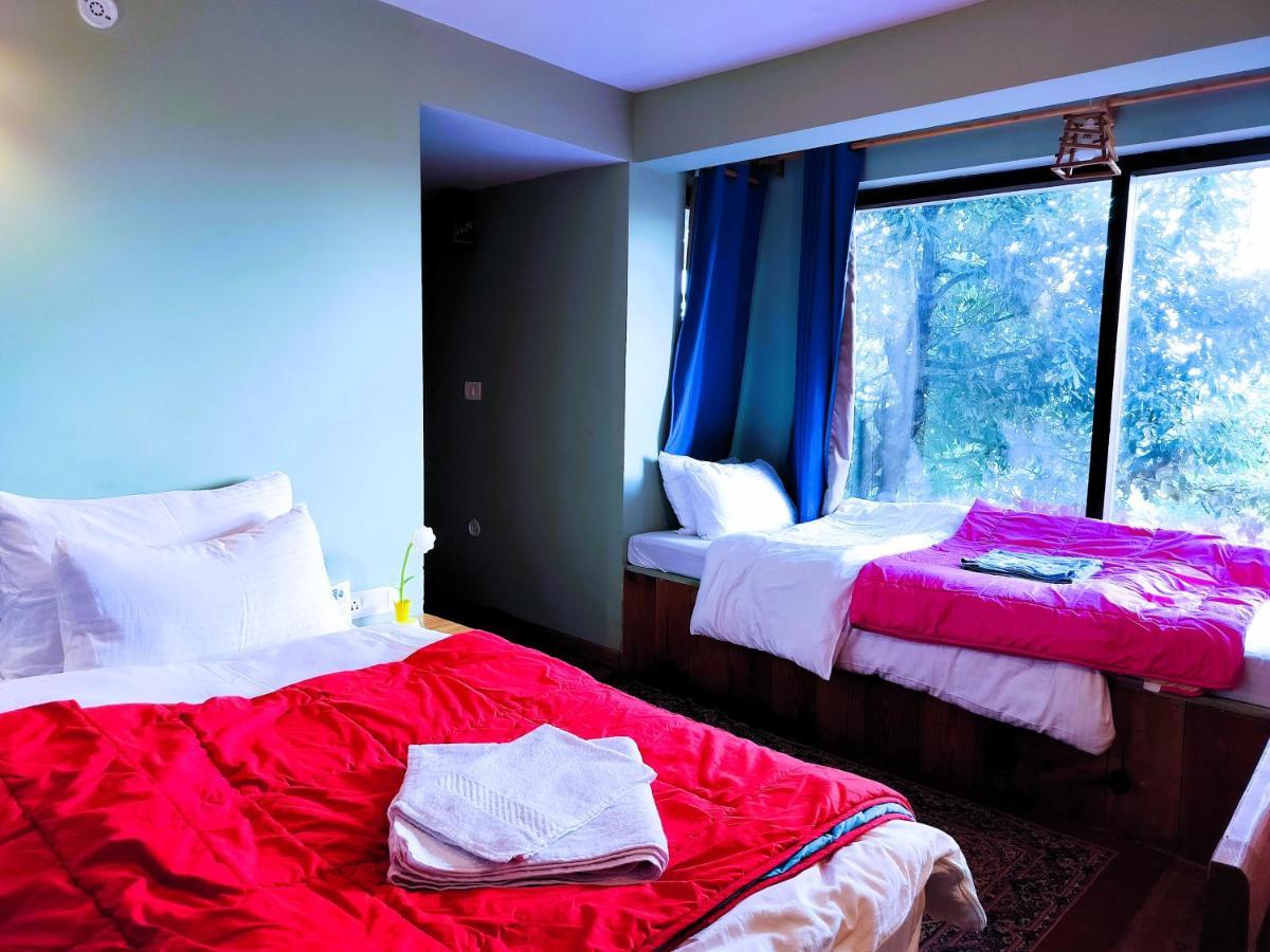 Quiet Place Himalayas Resort *