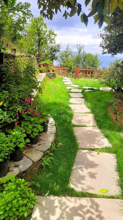 Resort Quiet Place Himalayas *