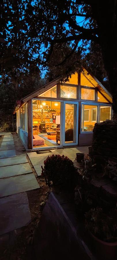 Quiet Place Himalayas Resort *