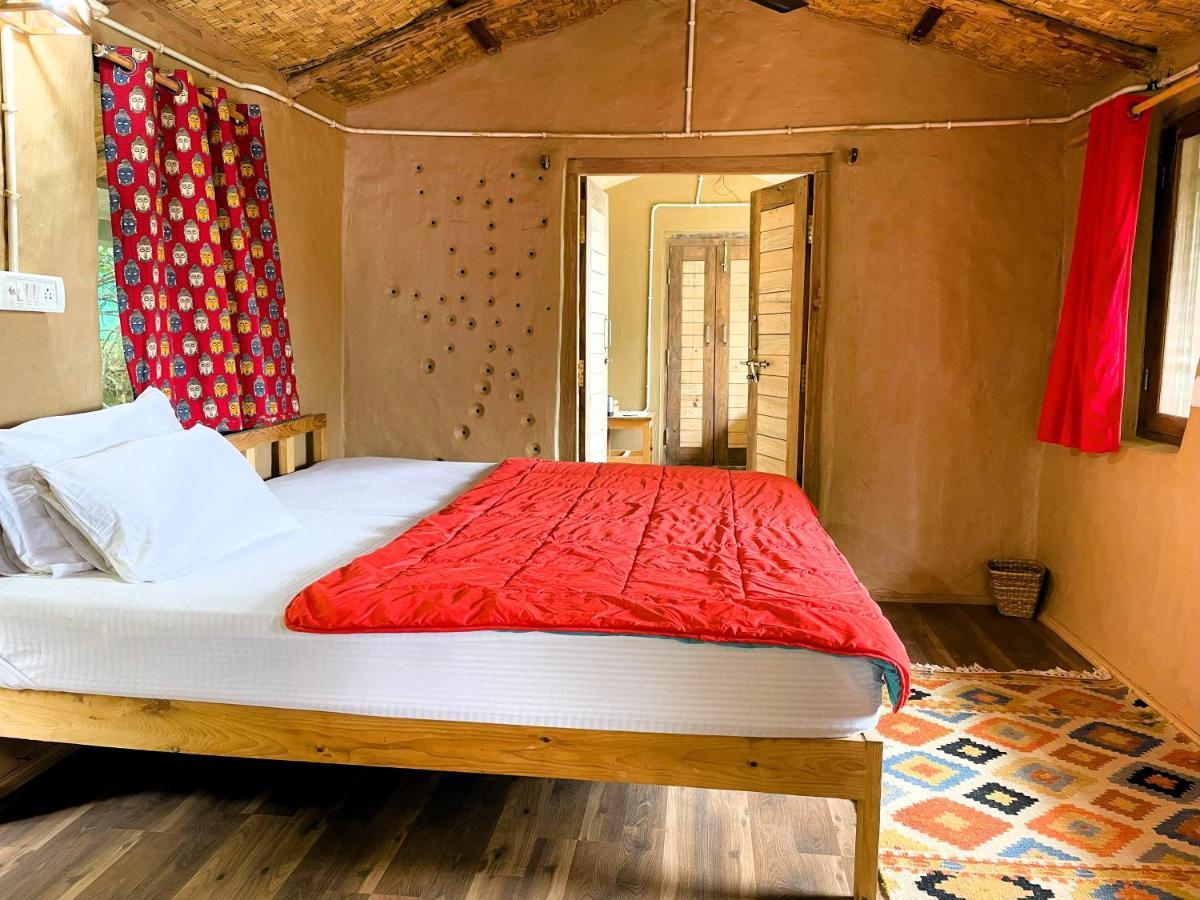 Quiet Place Himalayas Resort *