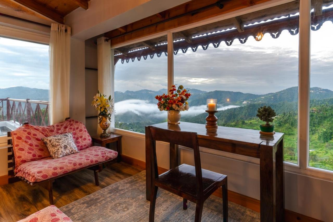 Saffronstays The Clairmont Cottage,mukteshwar Villa