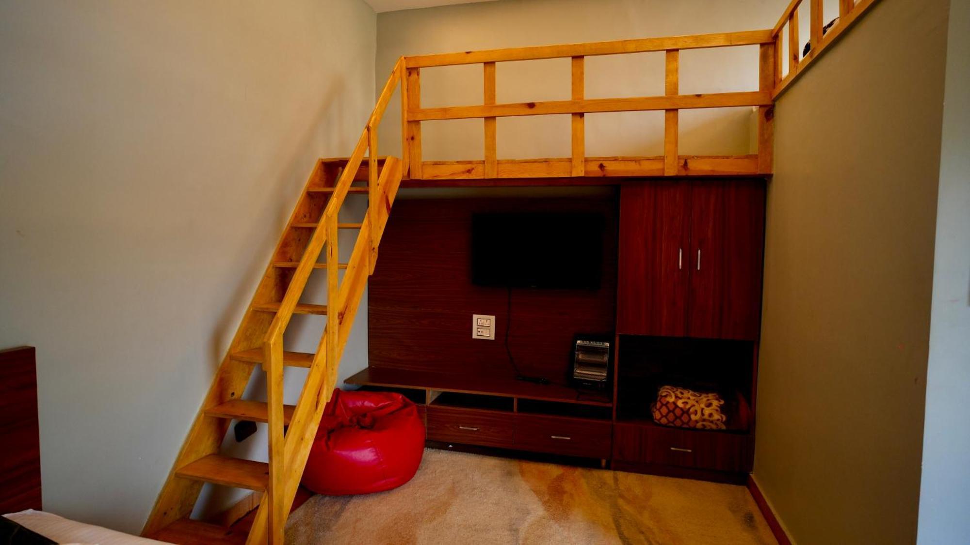 Hotel The Foresta By Orchid Hospitality & Holidays Mukteshwar