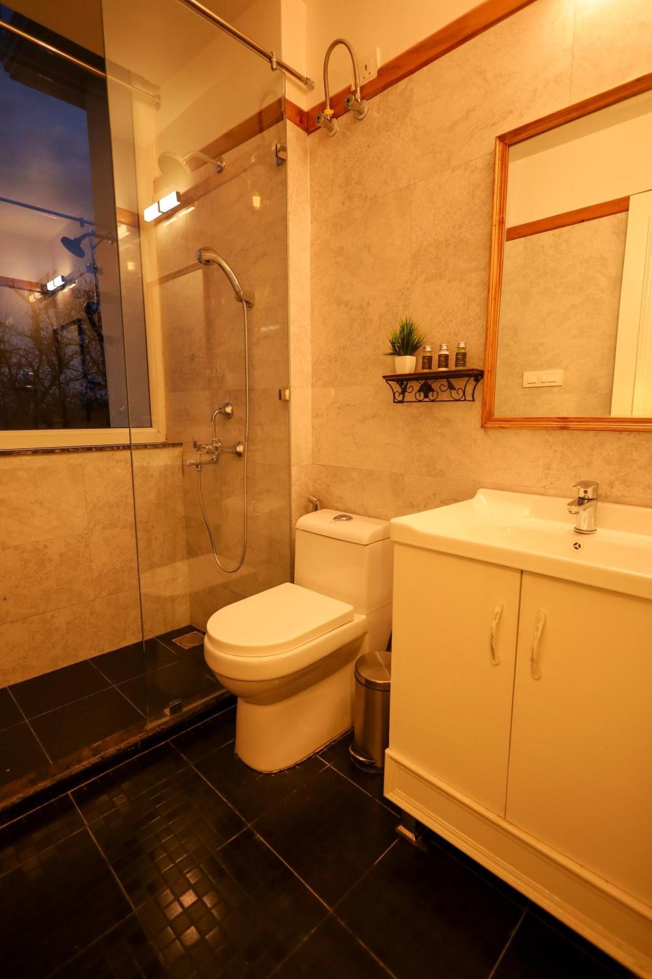 The Crosswoods Three 4*