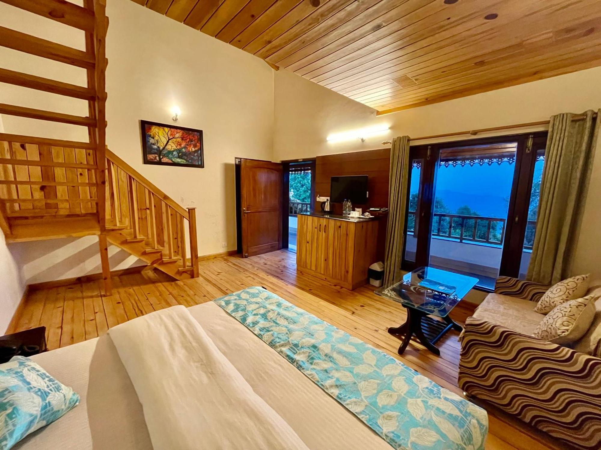 Hotel Shri Shail *