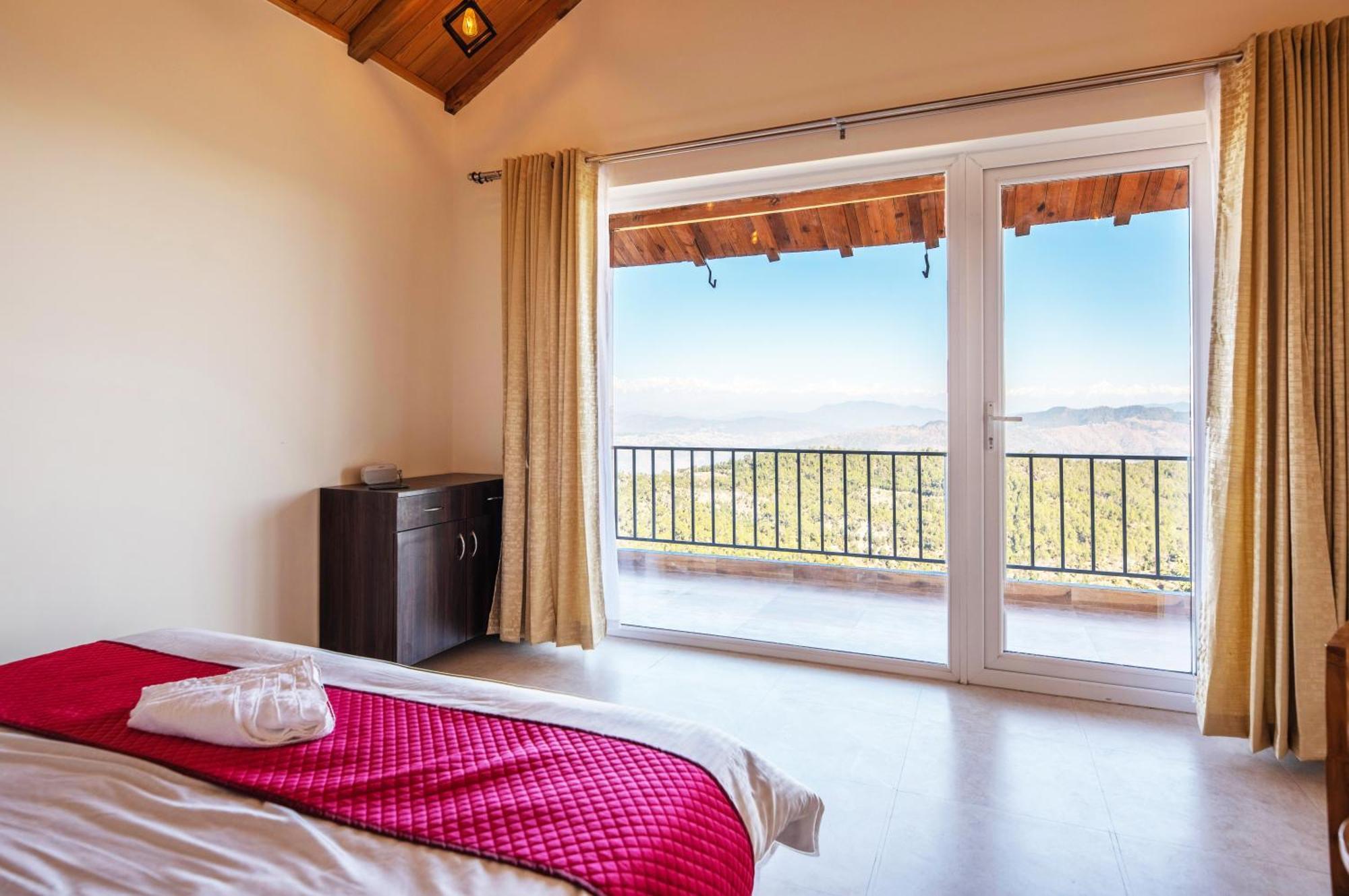 Shree Parijat Resort - Luxury Resort In Mukteshwar * Mukteshwar
