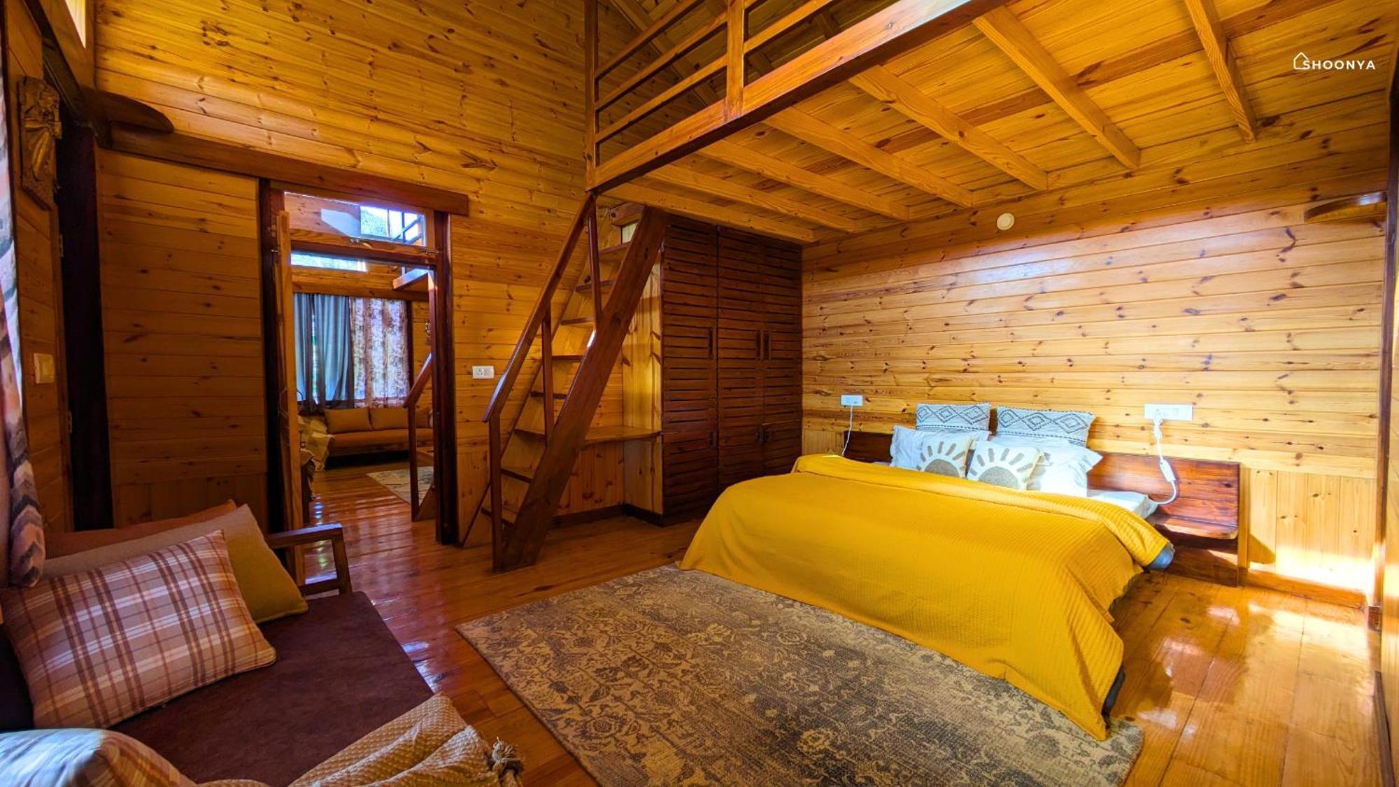 Shoonya Resort *