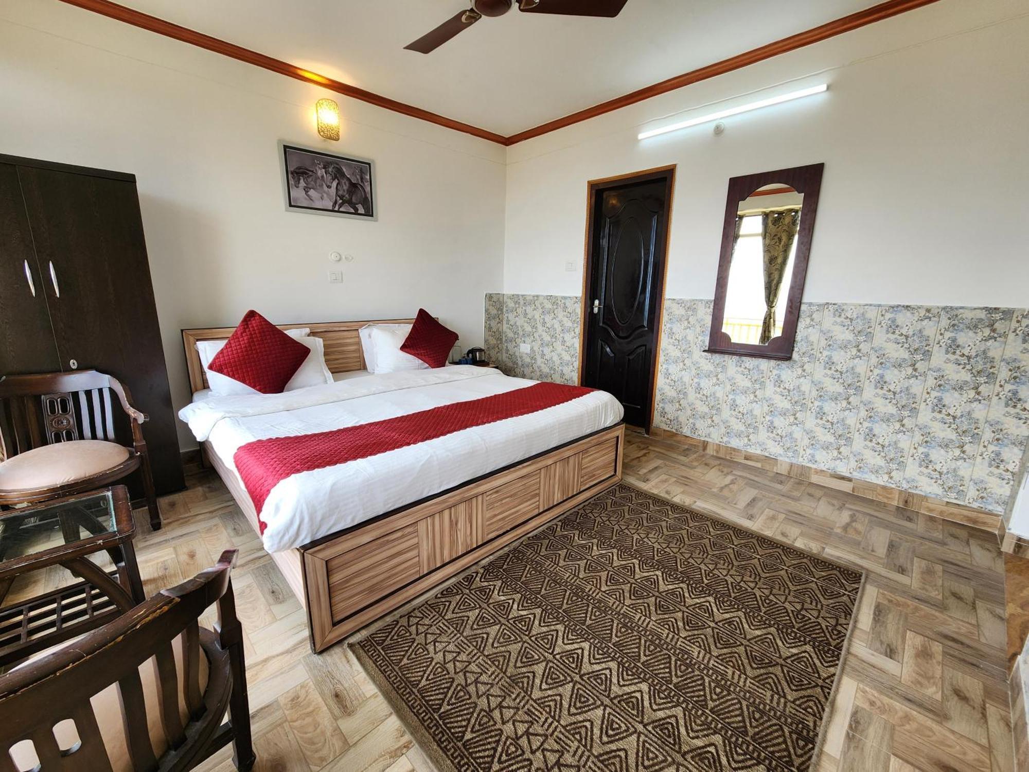 Homestay Mountain Golden Ray Mukteshwar