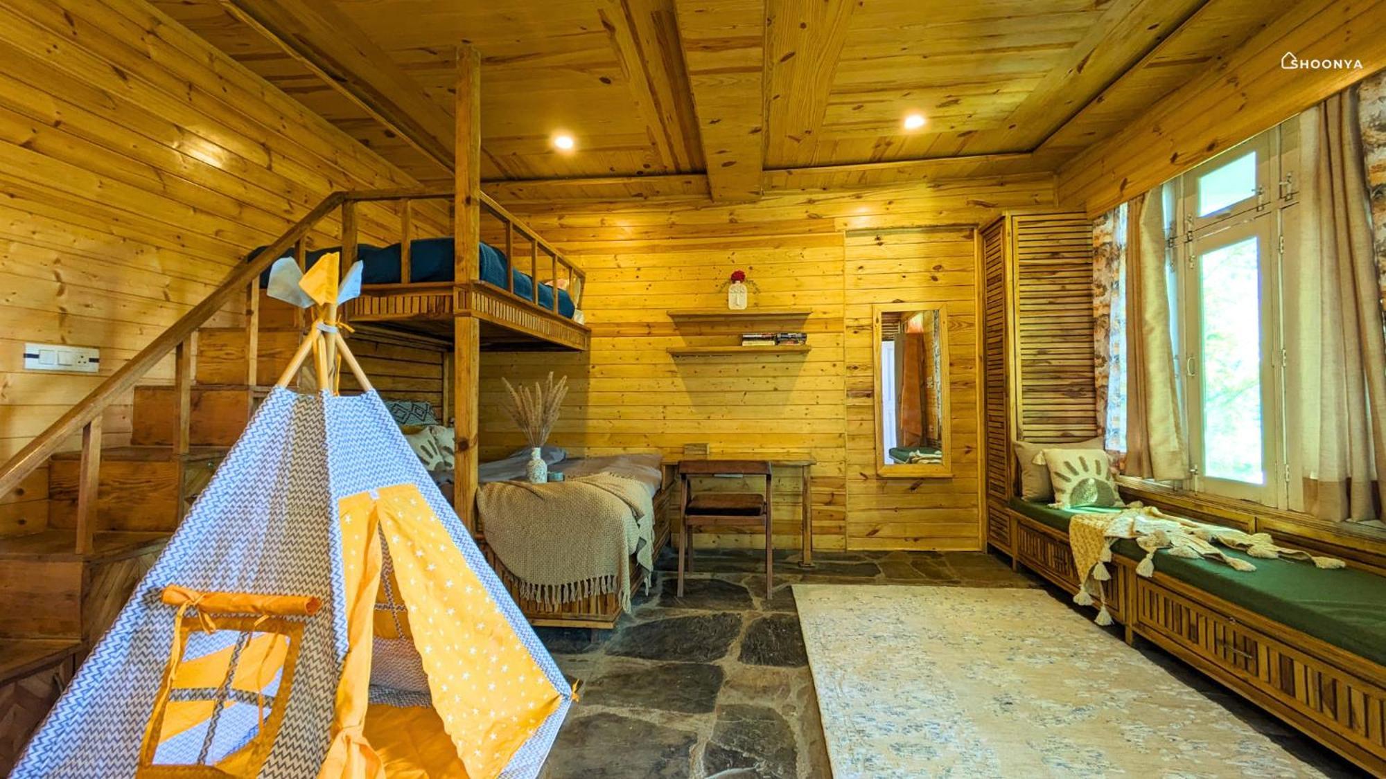 Resort Shoonya