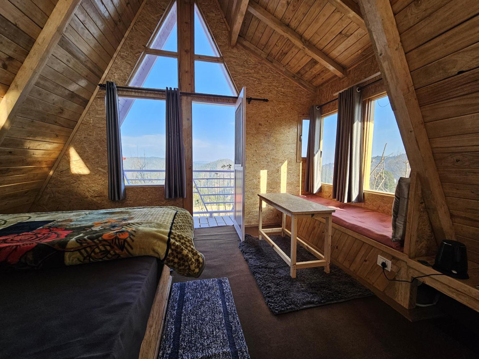 Hostel Lushtree Backpackers - & Cafe *