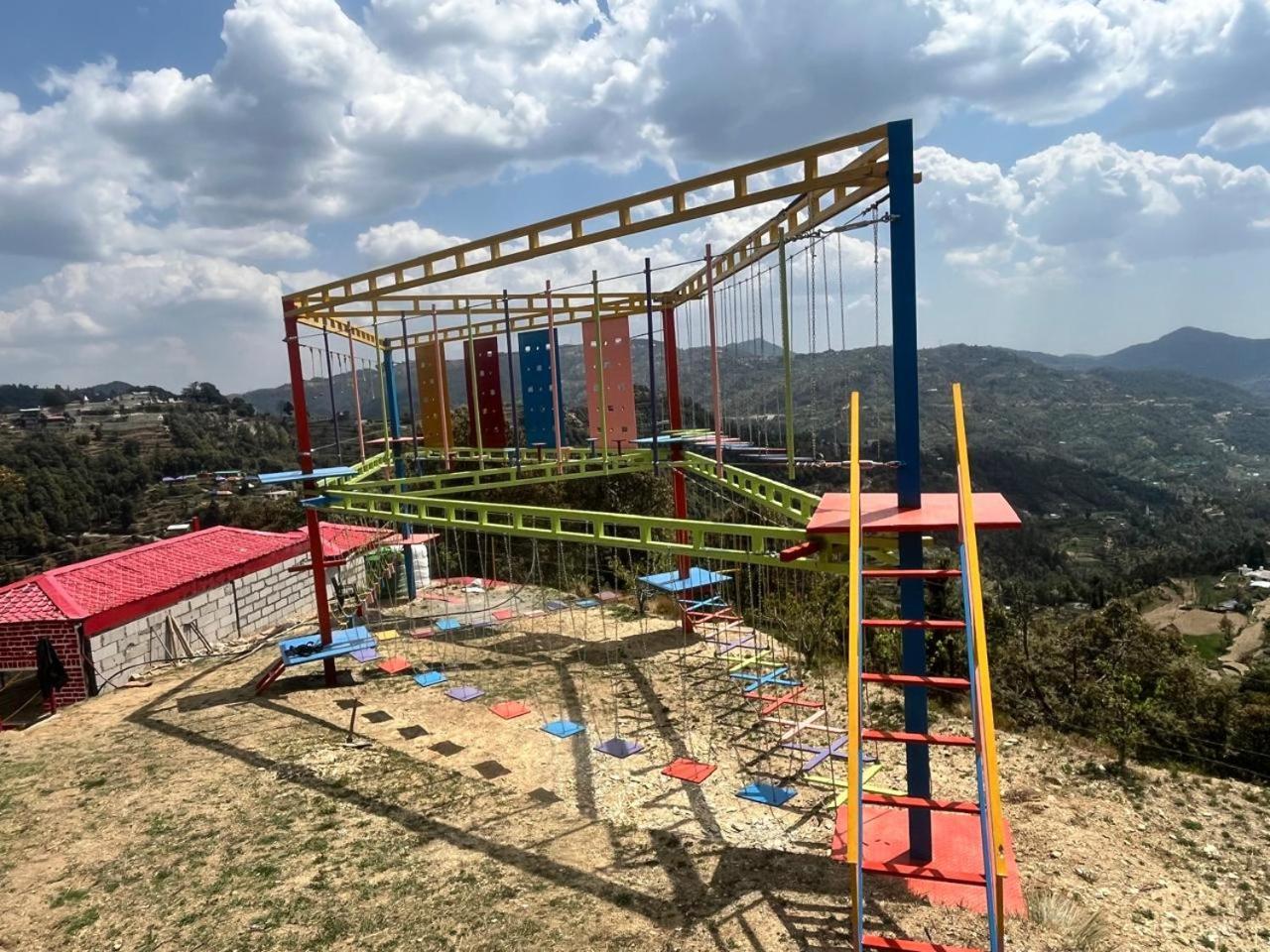 Whistling Woods Camps And Luxury tent Mukteshwar