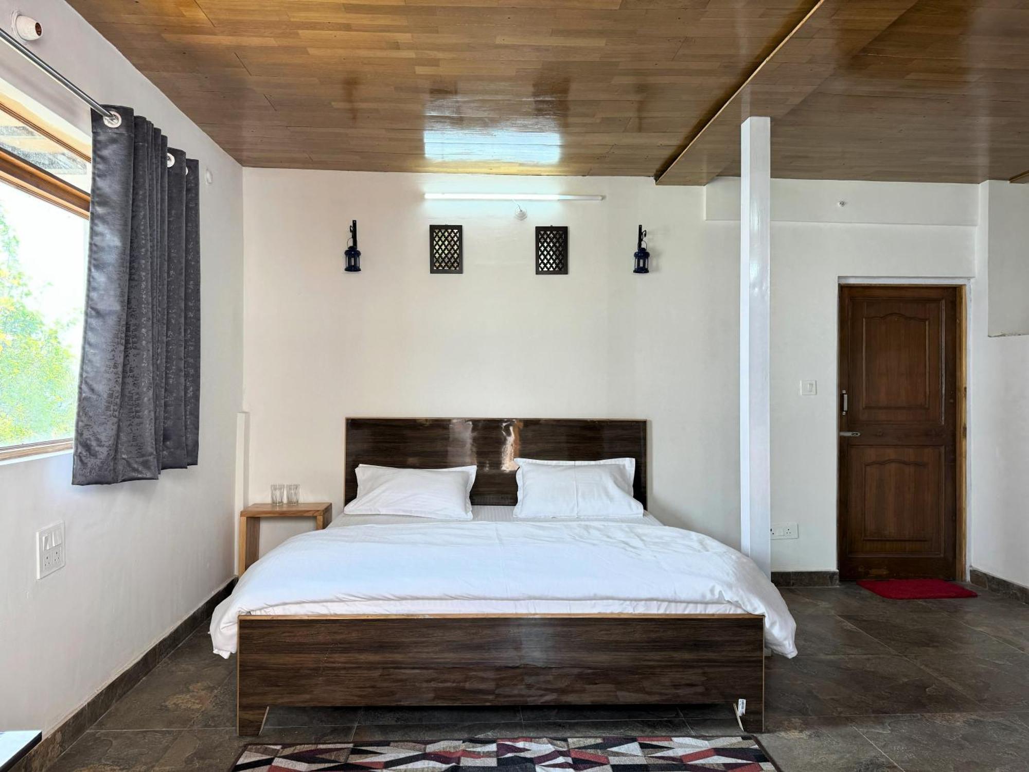 Wanderlust Homestay *