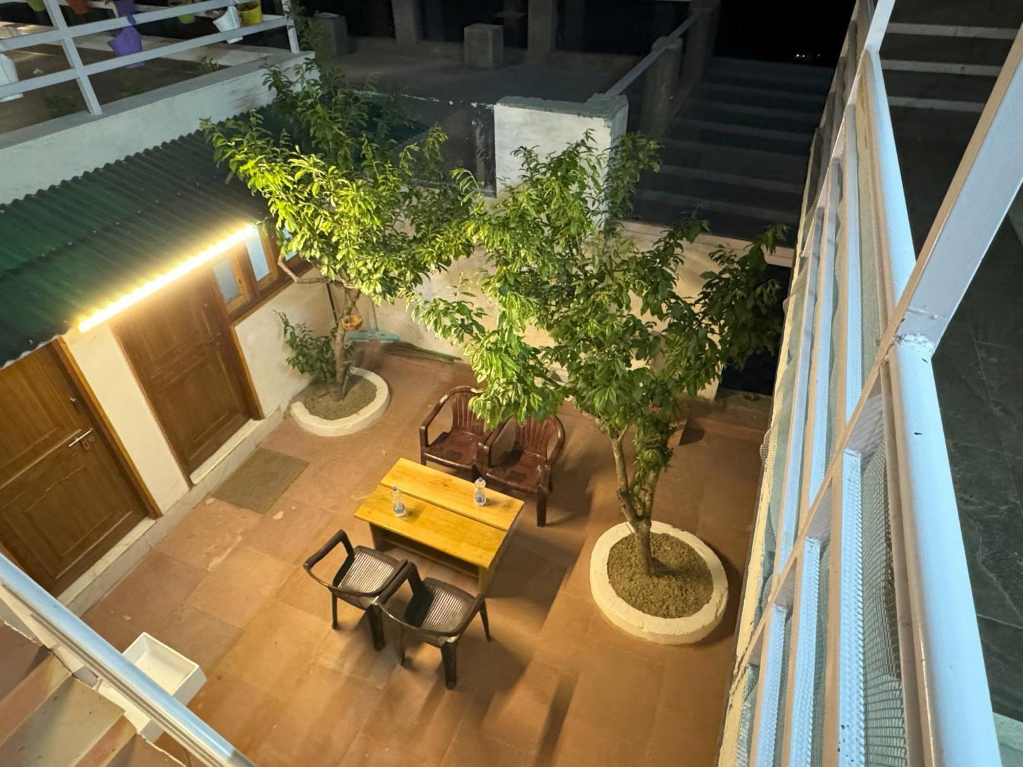 Wanderlust Homestay Mukteshwar