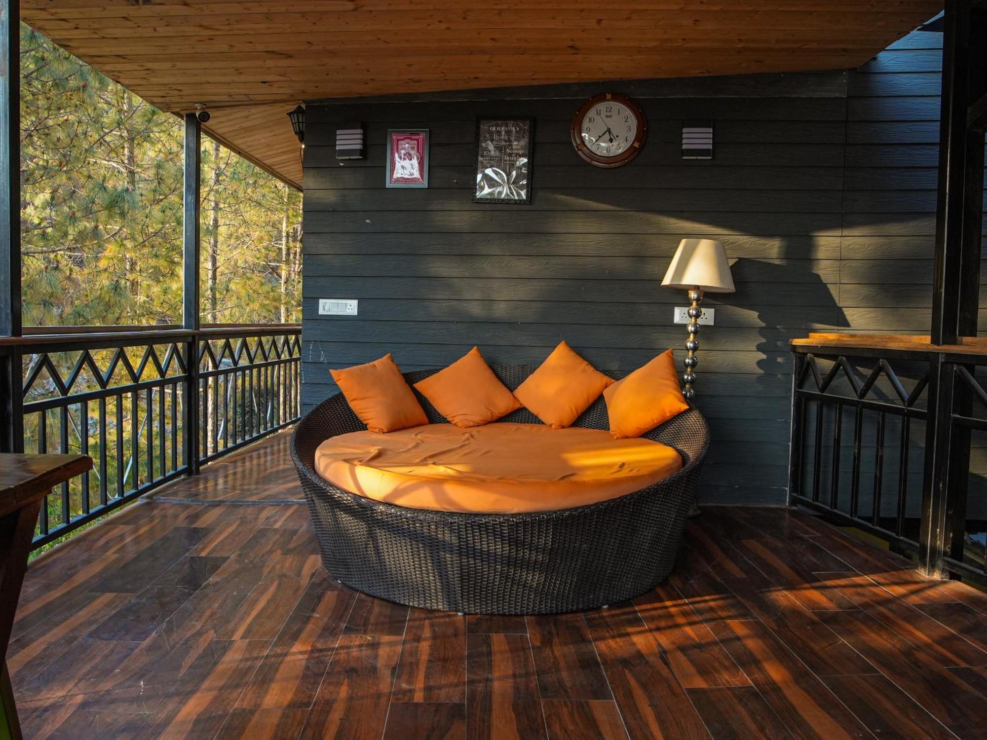 Thehimalayanliving Whistling Pines Mukteshwar