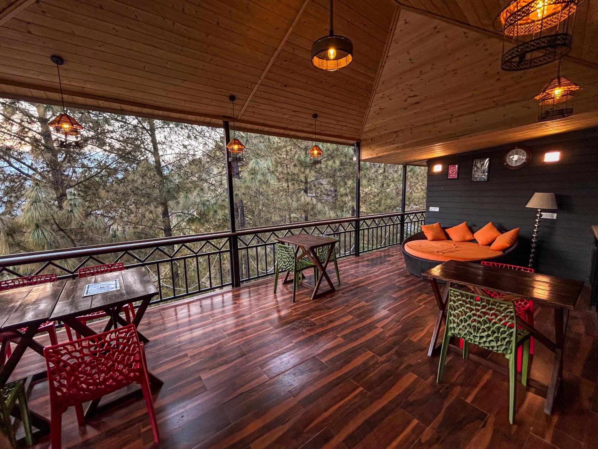 Thehimalayanliving Whistling Pines