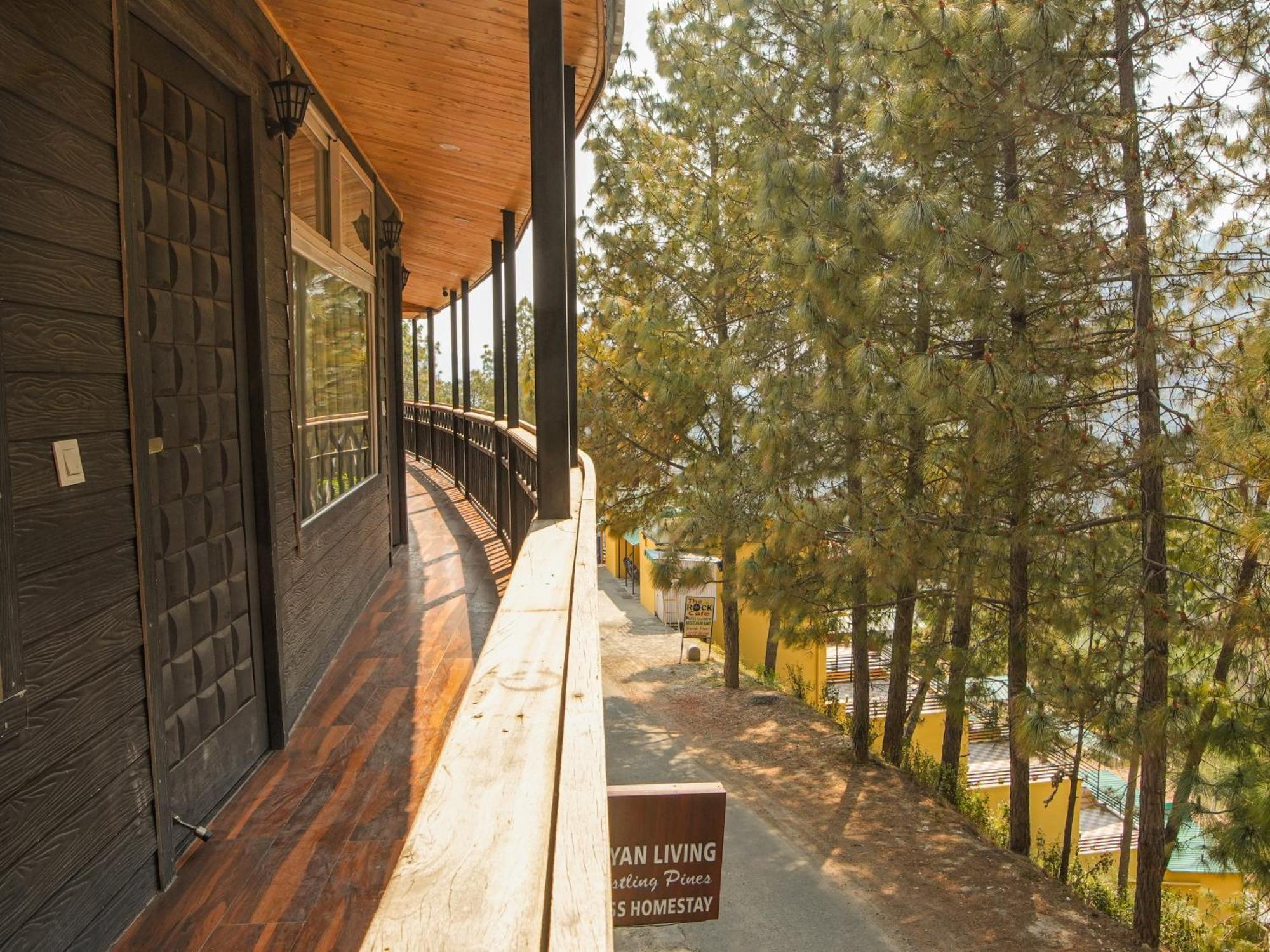 Hotel Thehimalayanliving Whistling Pines