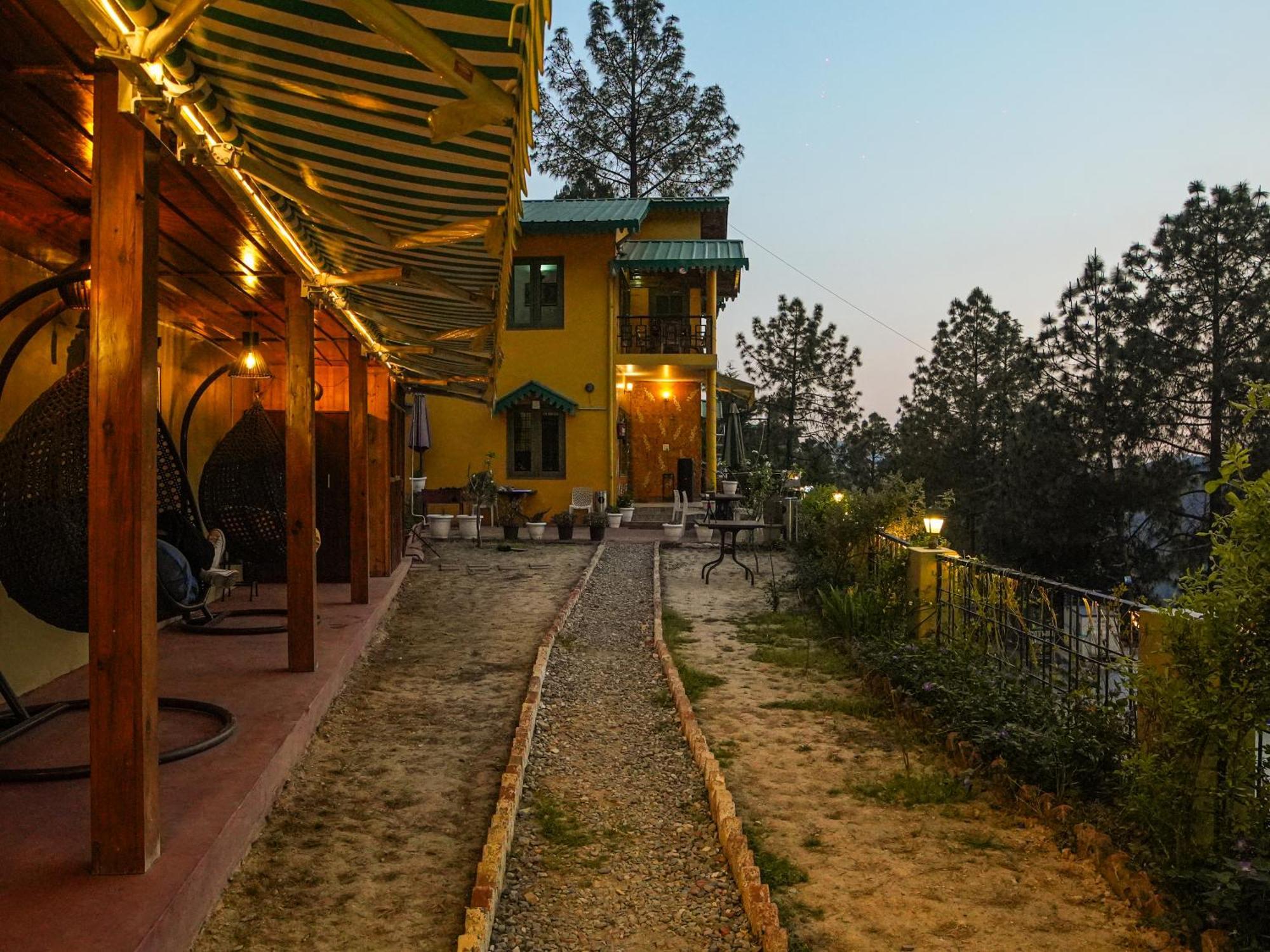 Thehimalayanliving Whistling Pines