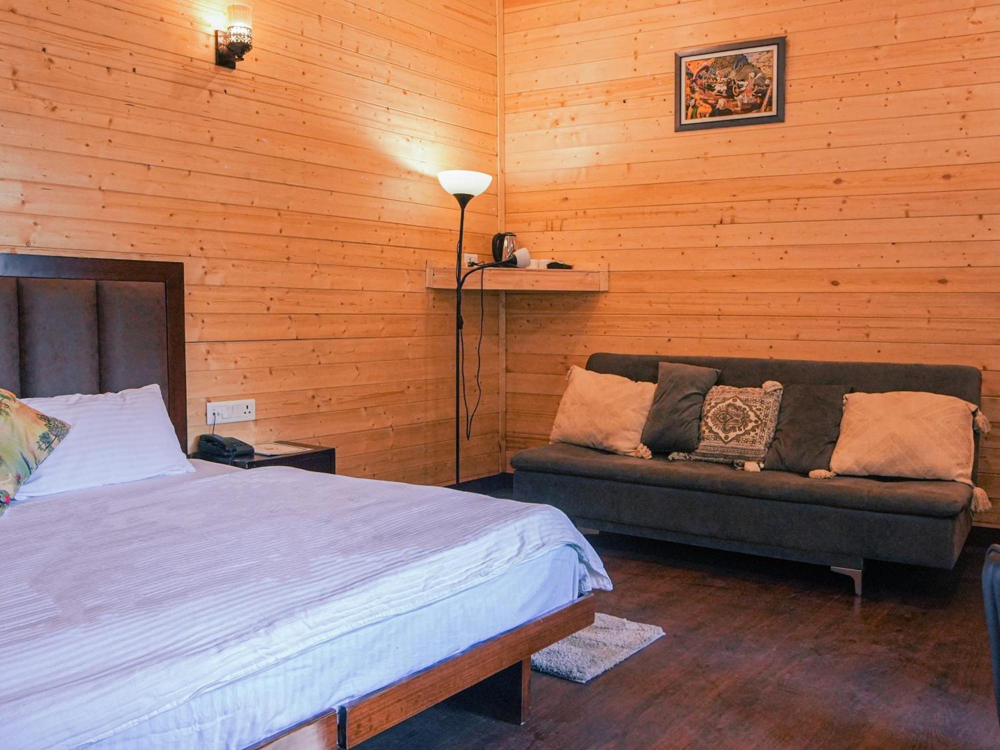 Thehimalayanliving Whistling Pines Hotel Mukteshwar