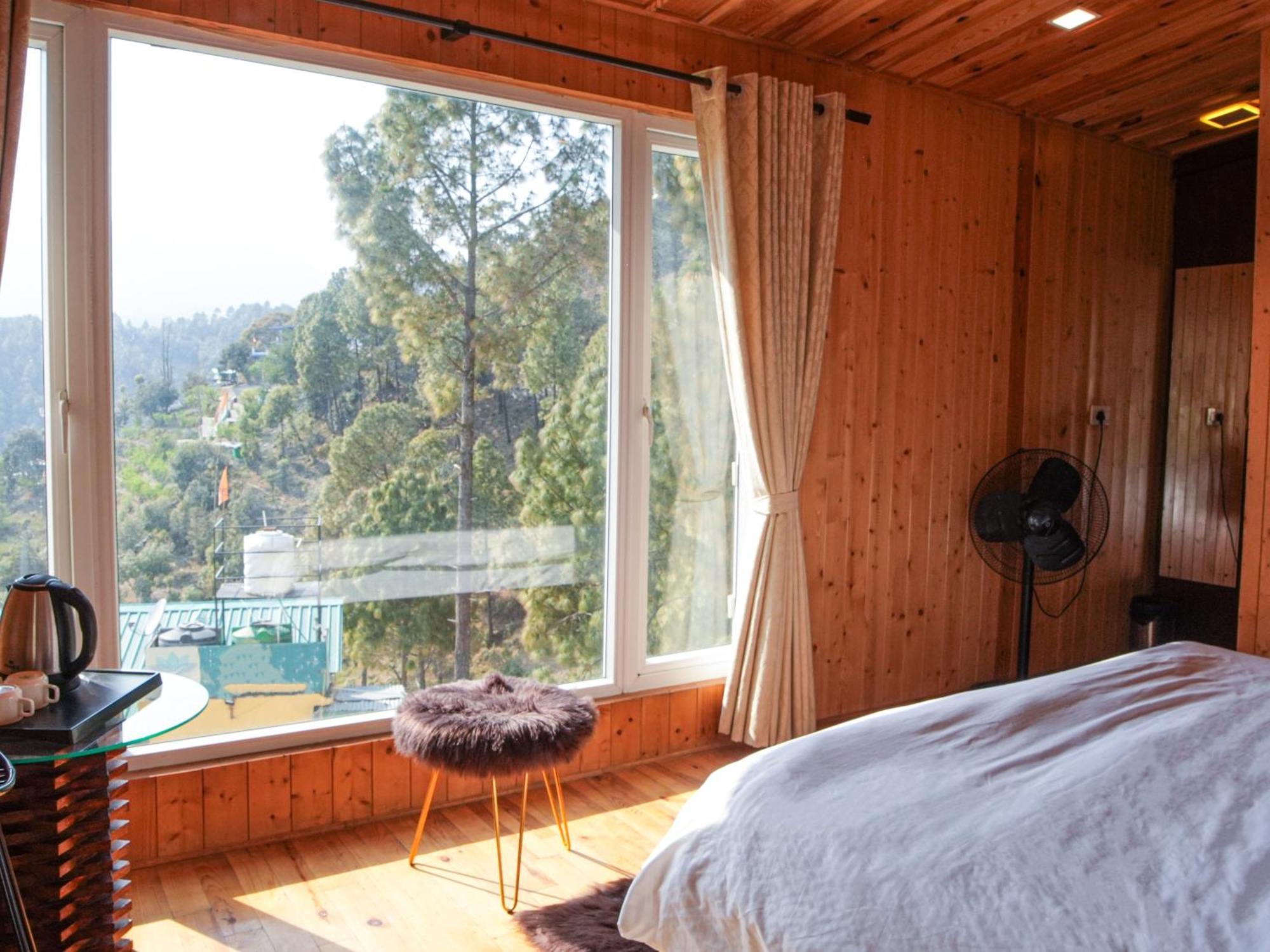 Hotel Thehimalayanliving Whistling Pines 4*