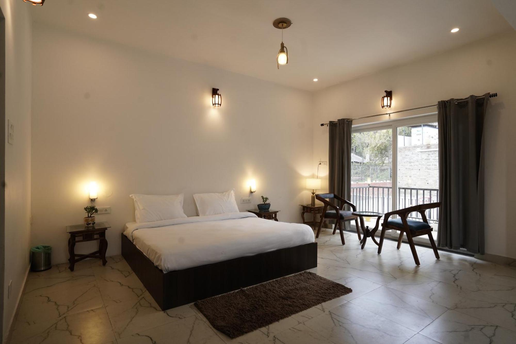 Divine Retreat Hotel 3*