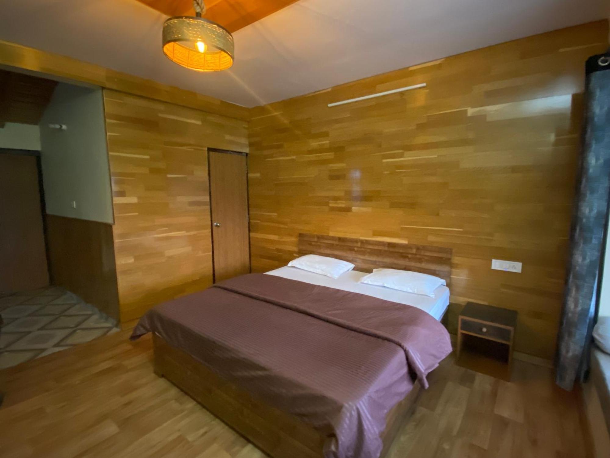Guest house Khushi