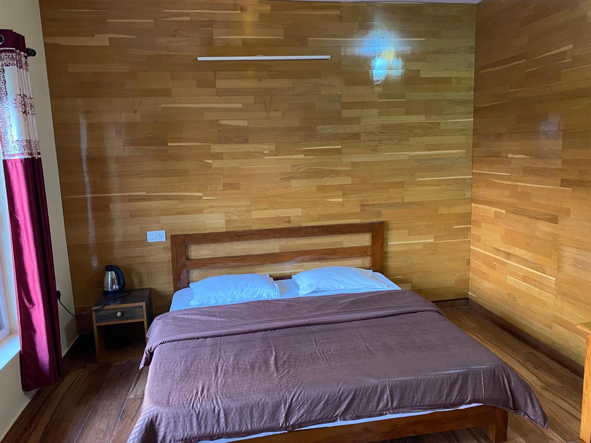 Guest house Khushi