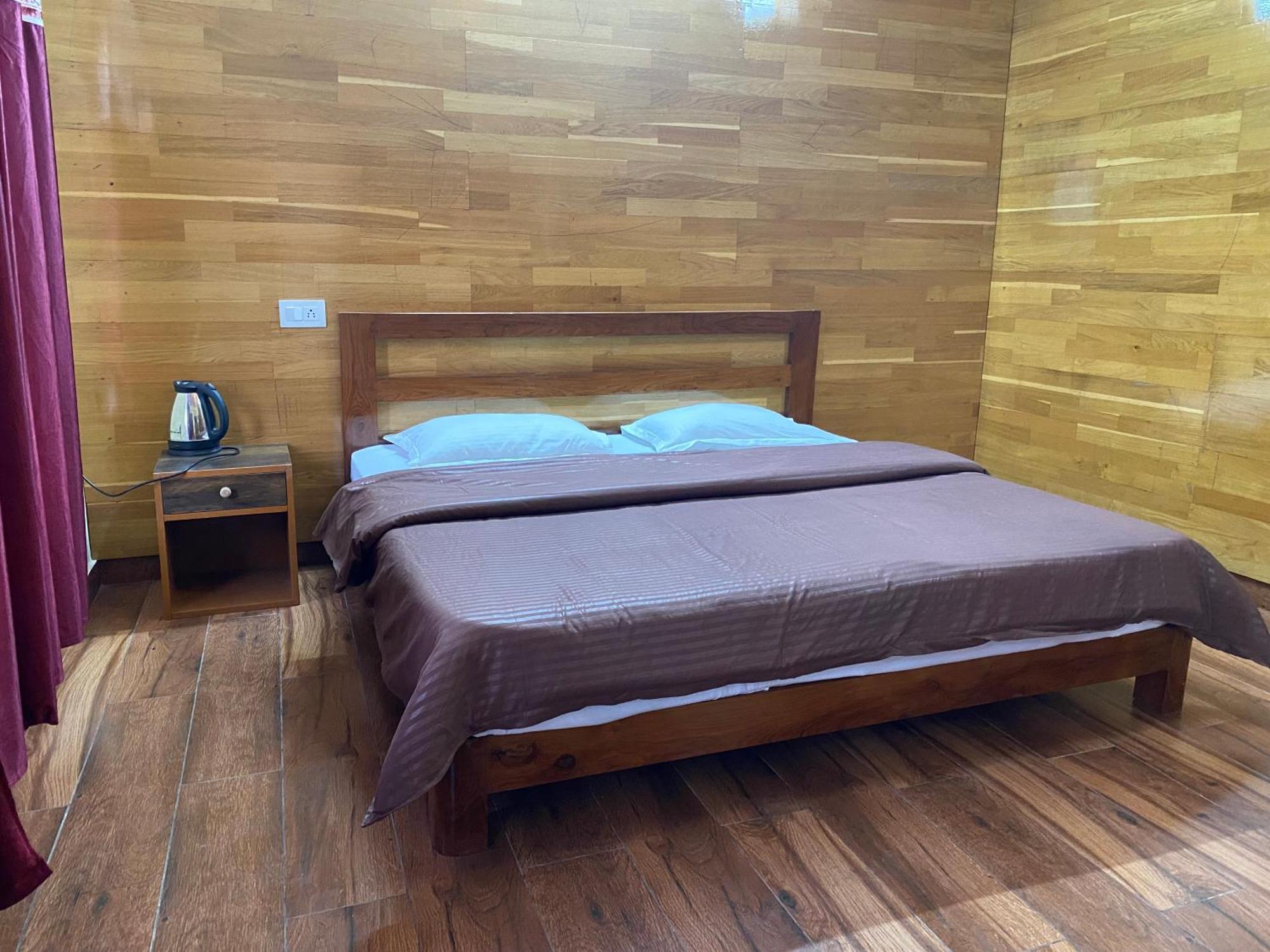 Guest house Khushi *