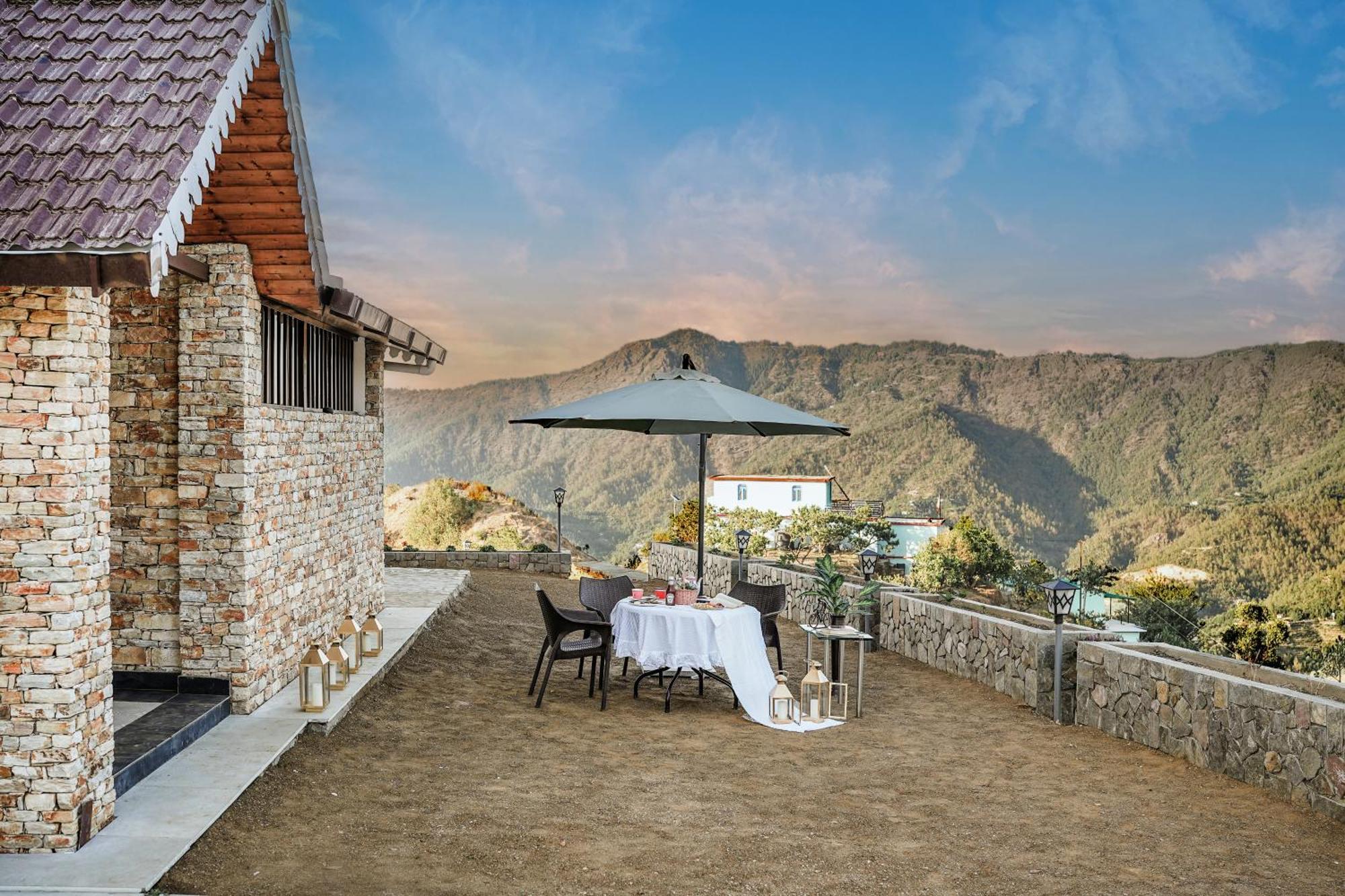Villa Saffronstays Ridgeview Manor