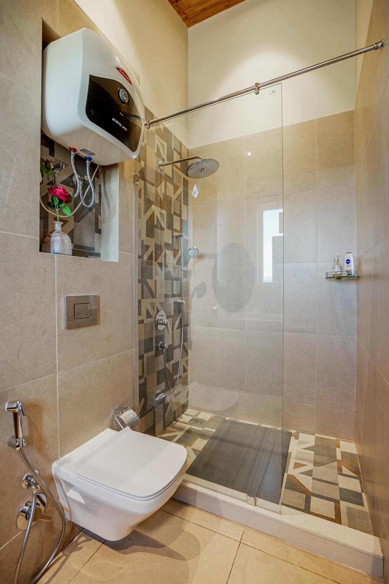 Saffronstays Ridgeview Manor Mukteshwar