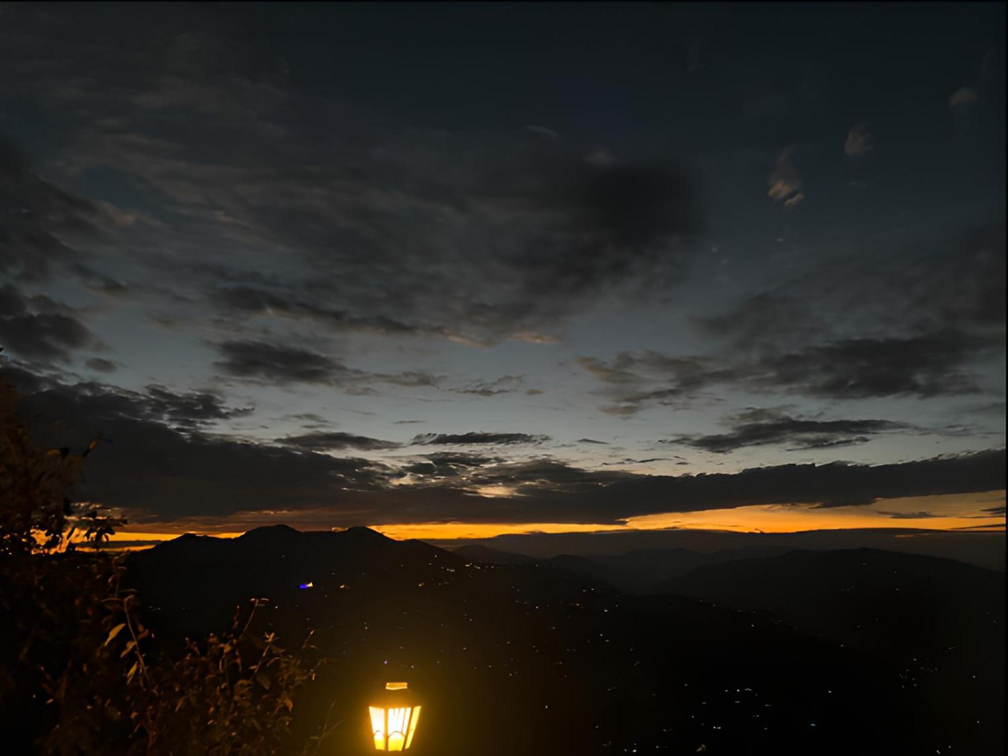 Blue Lotus Camps Luxury tent Mukteshwar