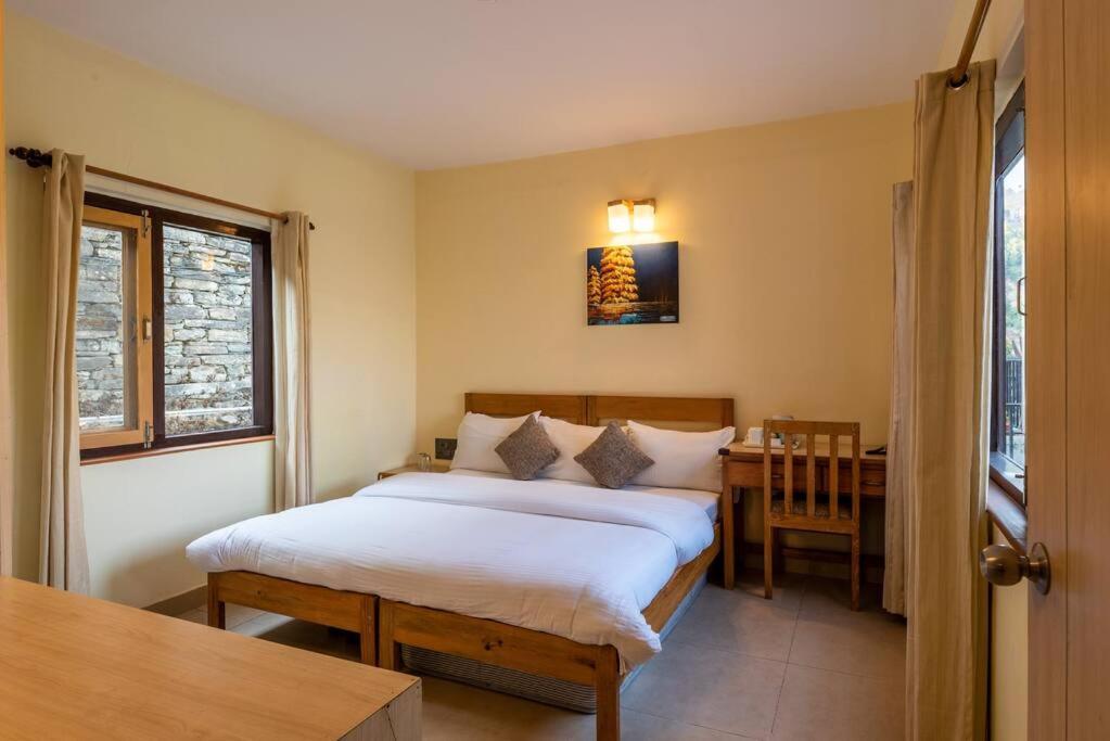 Pet-friendly Mountain View 2 Bedroom C1 Holiday home