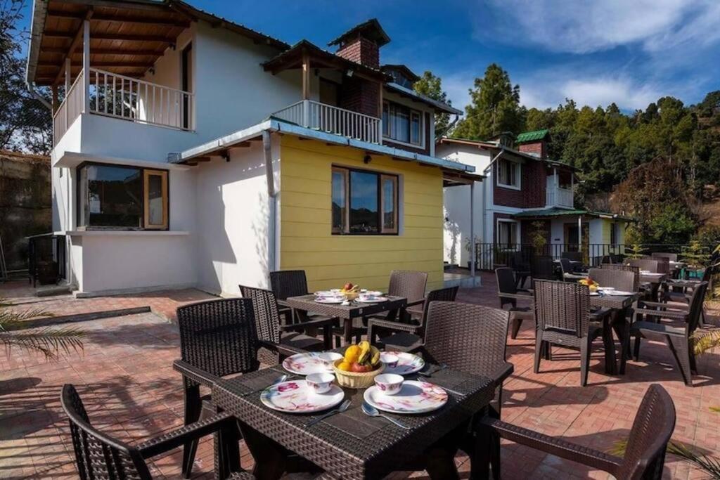 Pet-friendly 2br W Mountain View C4 Holiday home